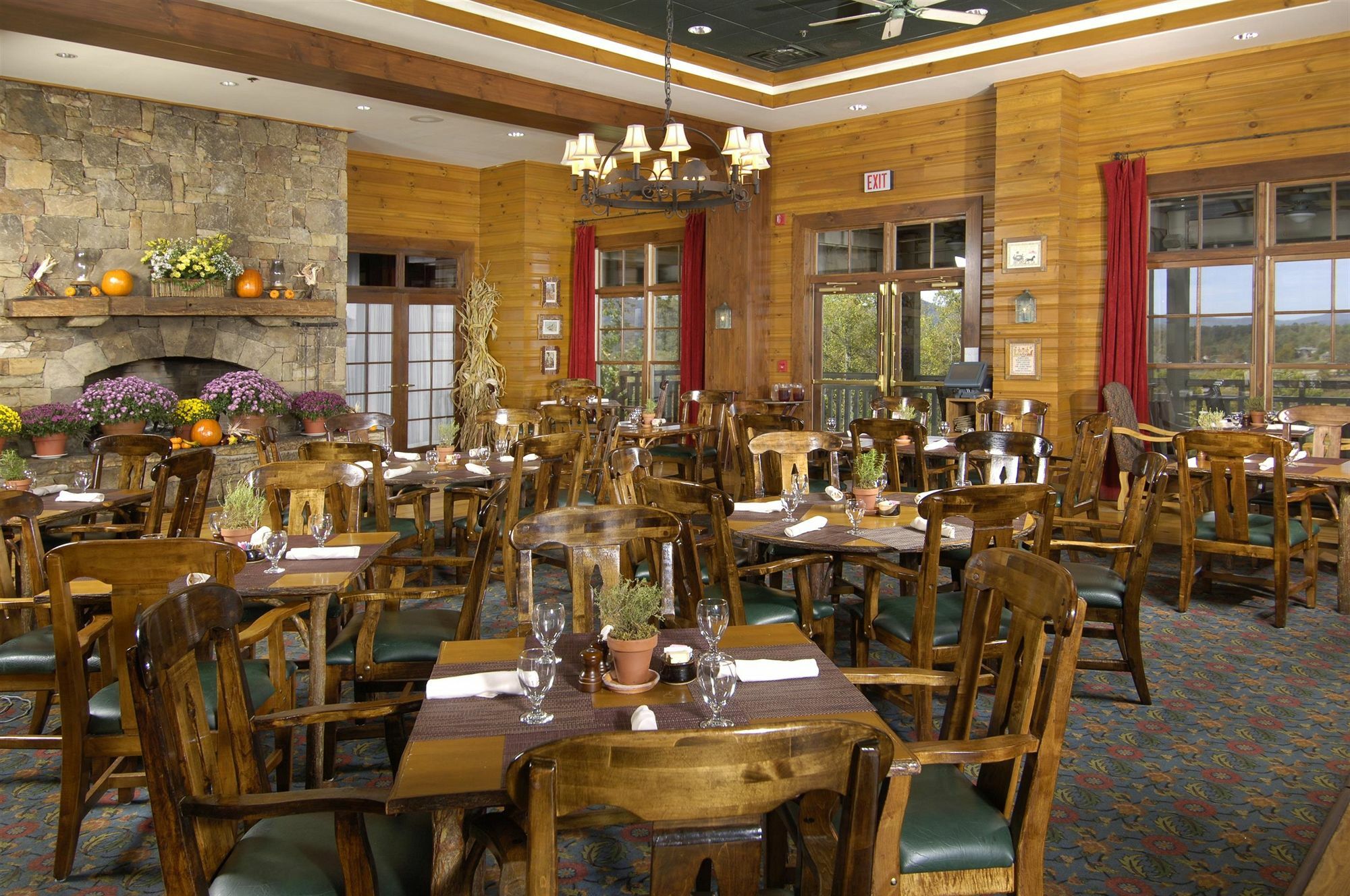 Brasstown Valley Resort & Spa Young Harris Restaurant bilde